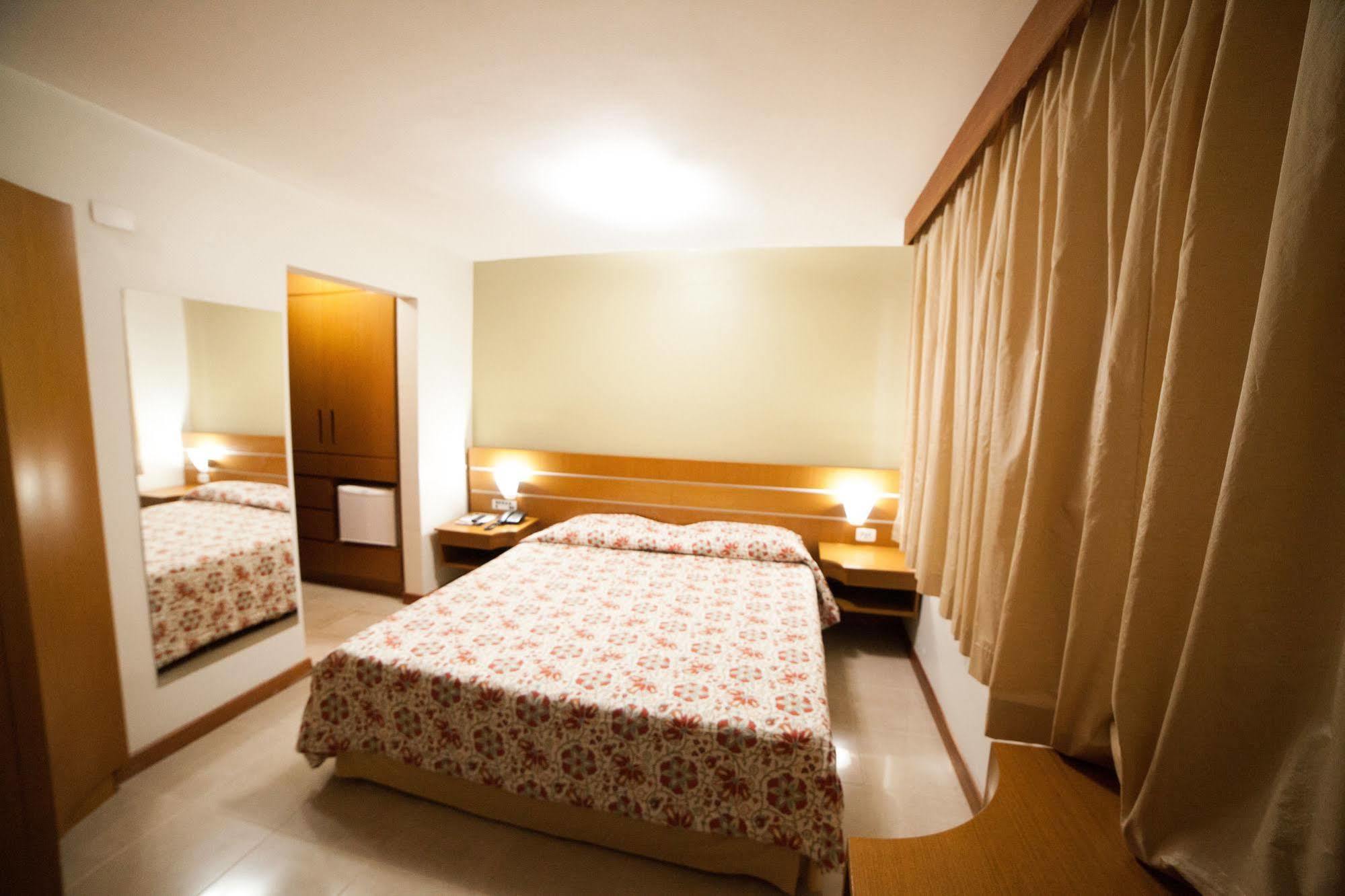 Copas Executive Hotel Cascavel  Ngoại thất bức ảnh